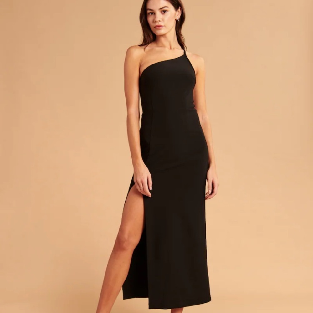 Asymmetrical One Shoulder Maxi Dress